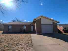 1904 Central Fwy - Photo 1 of 1