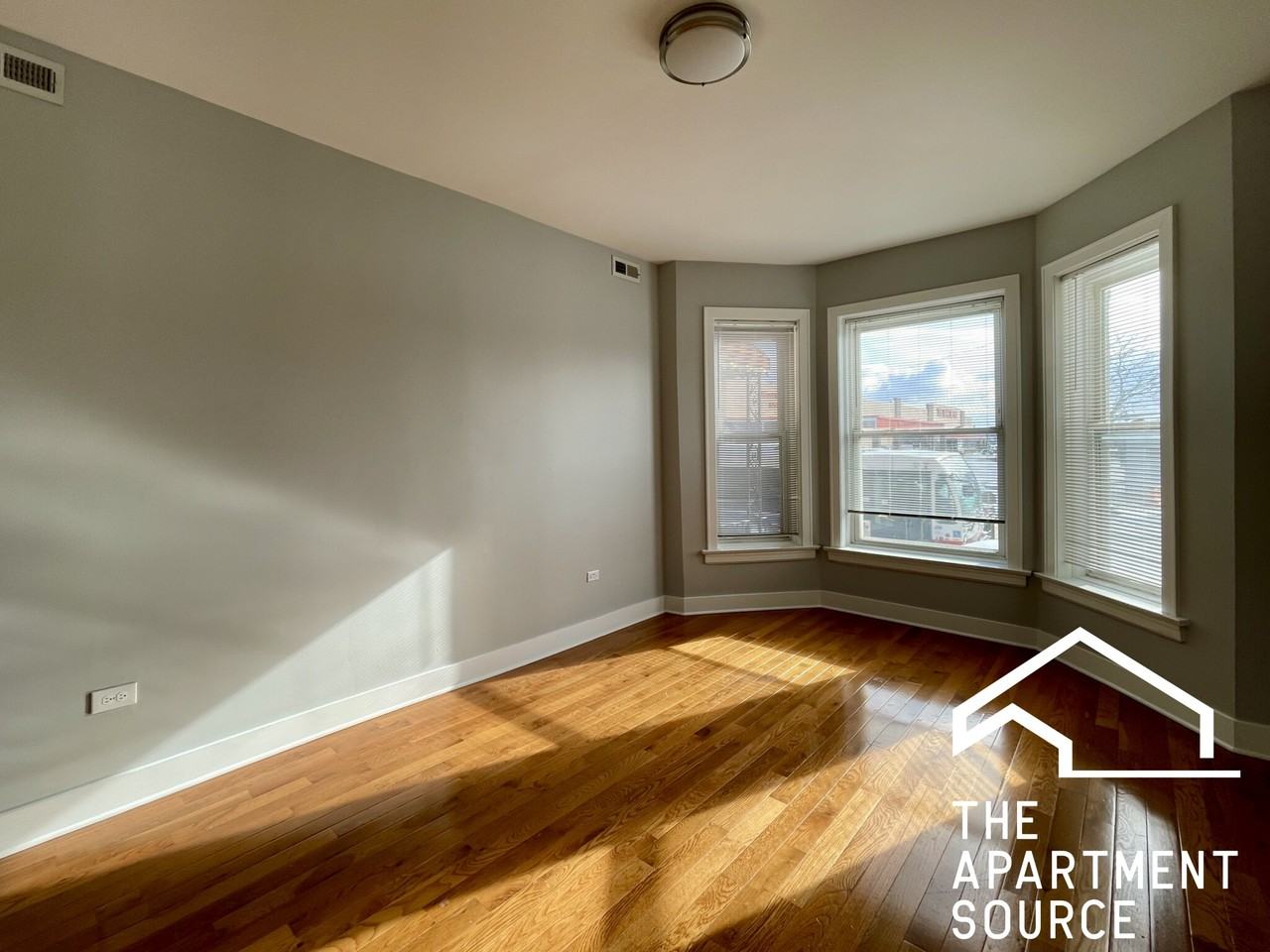 4736 W Armitage Ave #1 - Photo 2 of 32