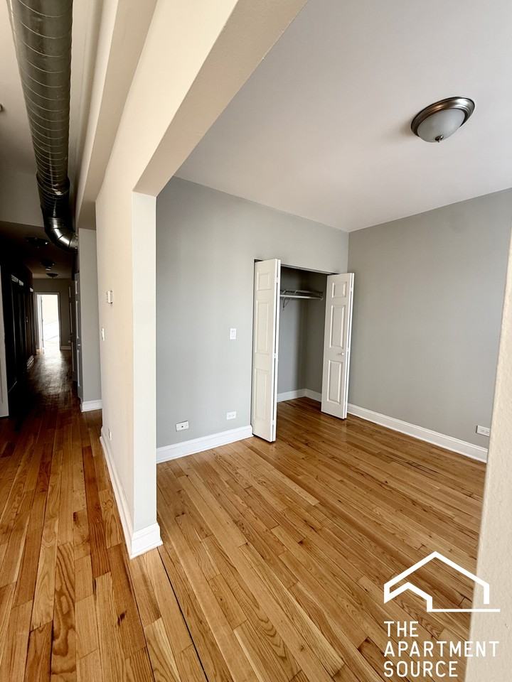 6917 S Paxton Ave #3 - Photo 6 of 14