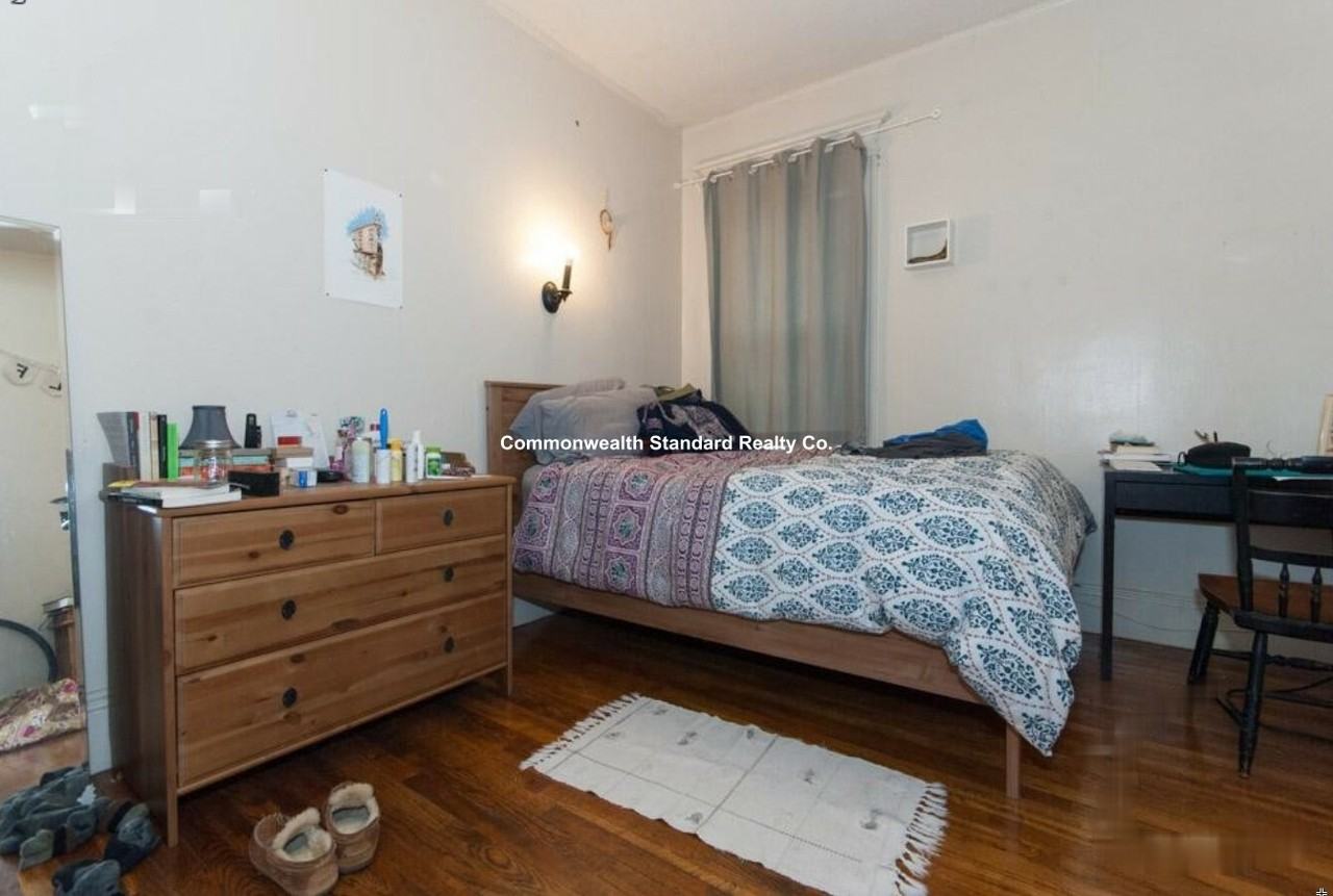 14B Ashford St #4 - Photo 5 of 16