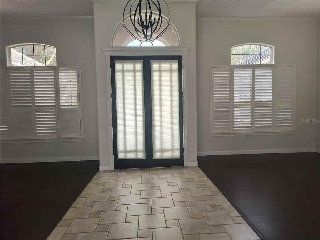 9839 Camberley Cir #9839 - Photo 7 of 18