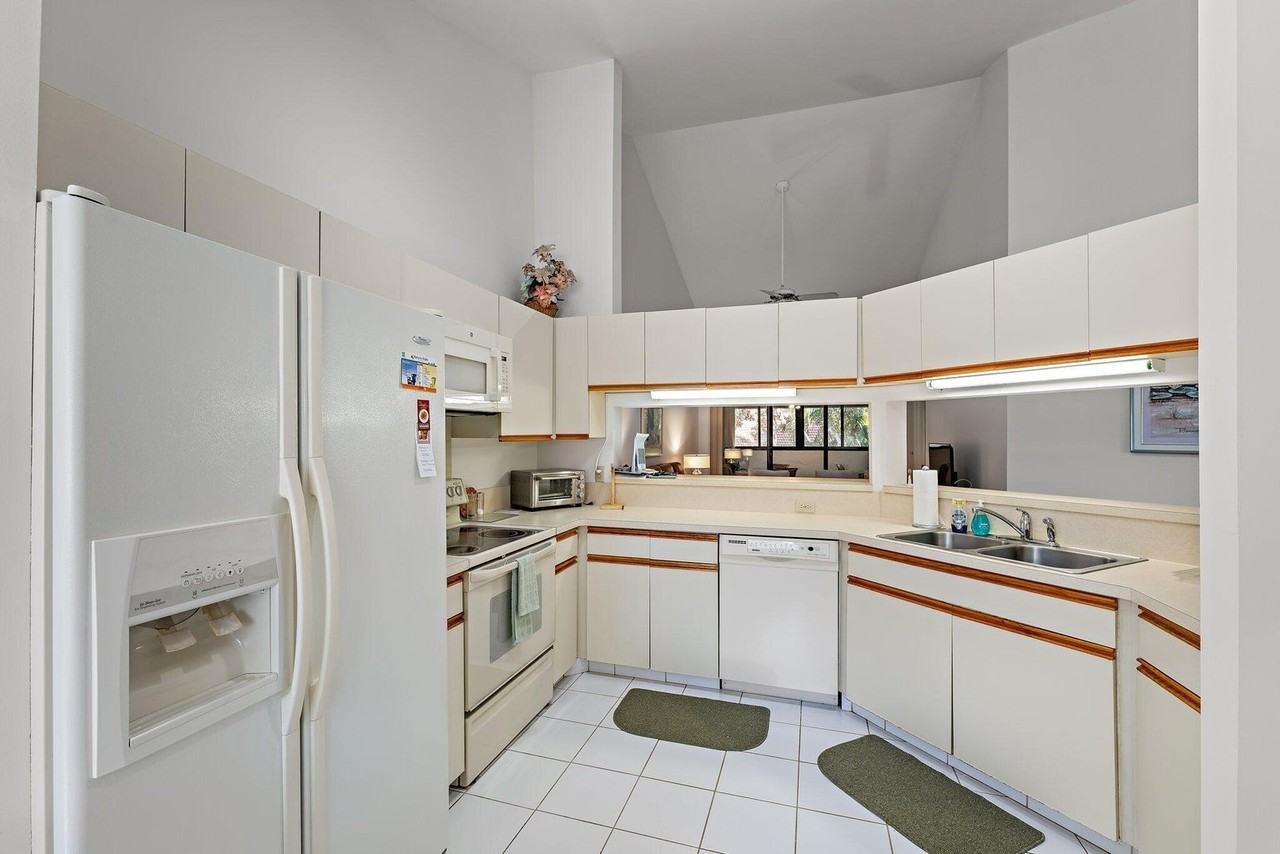 101 Sea Oats Dr #F - Photo 4 of 6