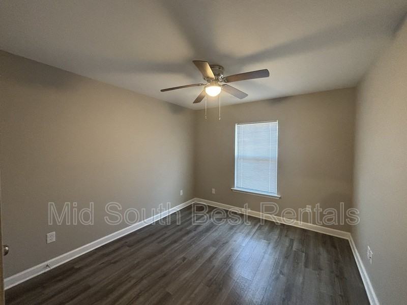 62 Saint John St - Photo 5 of 12