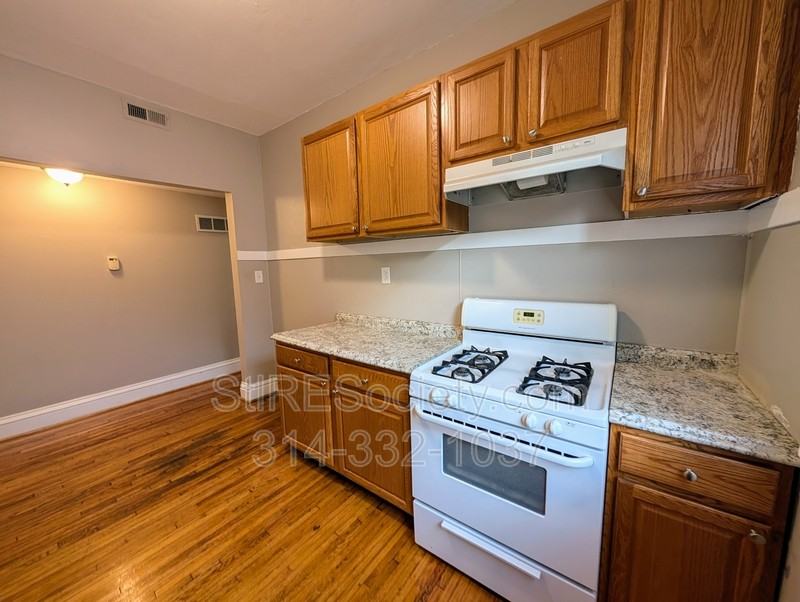 4931 Magnolia Ave - Photo 6 of 14