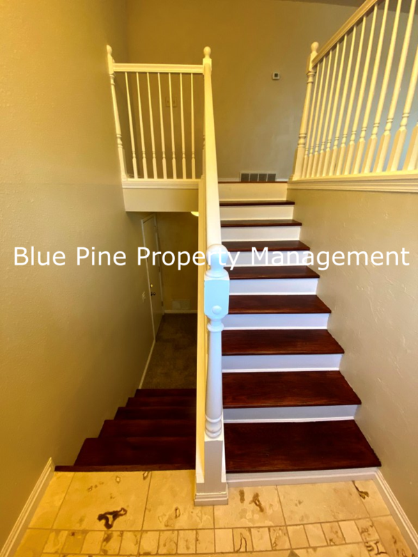 896 Lucille Ave - Photo 3 of 18