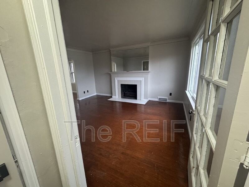 9365 Birwood St - Photo 3 of 20