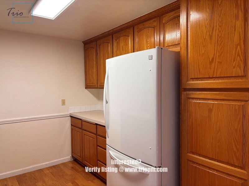 2659 Canterbury St - Photo 6 of 19