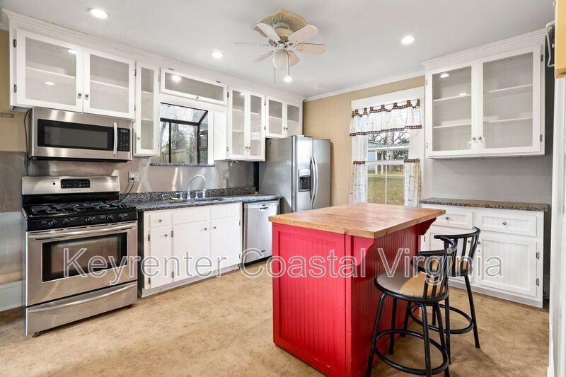 227 James St - Photo 3 of 23