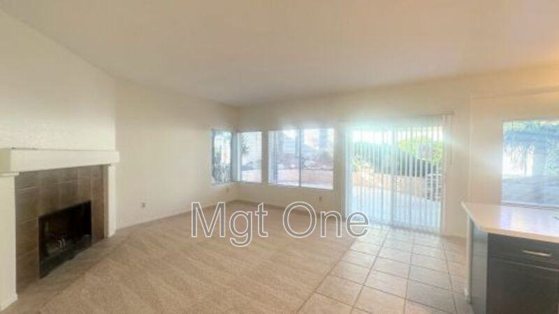 2968 Coral St - Photo 4 of 31