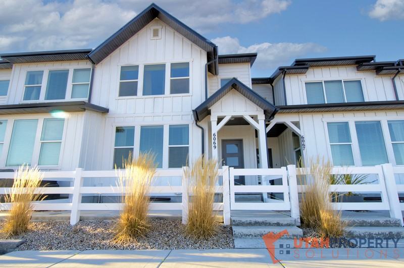 6069 W Olivine River Ln - Photo 2 of 17