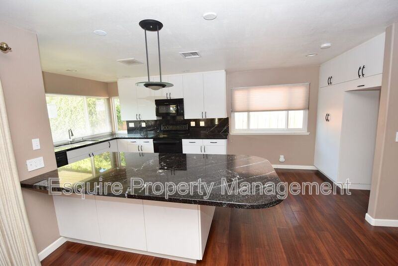 1335 Lawrence Way - Photo 6 of 17