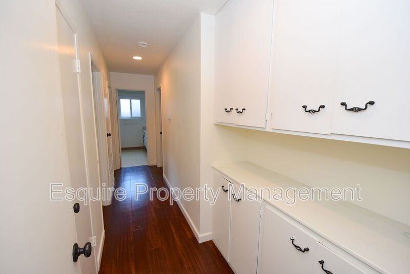 1335 Lawrence Way - Photo 7 of 17