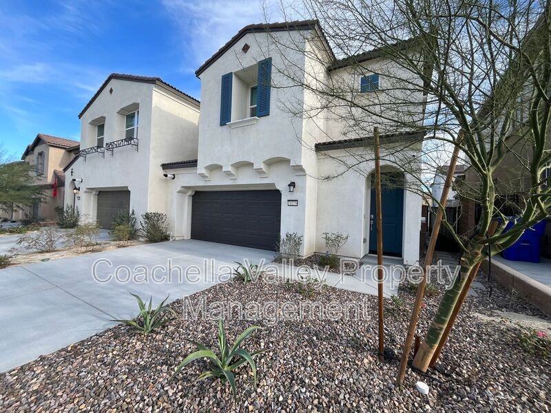 76279 Cambridge Dr - Photo 4 of 48