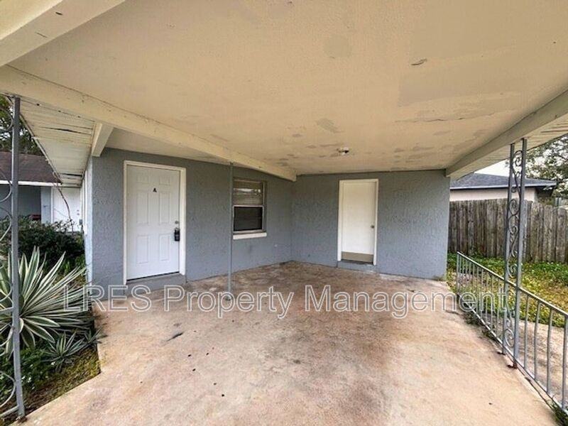 2437 Chase Ave #B - Photo 2 of 17