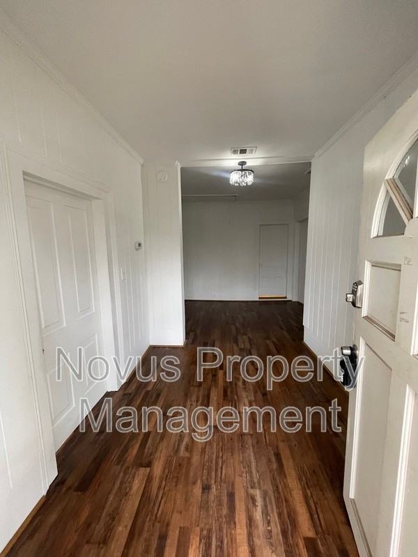 506 Tanner St #C - Photo 2 of 19