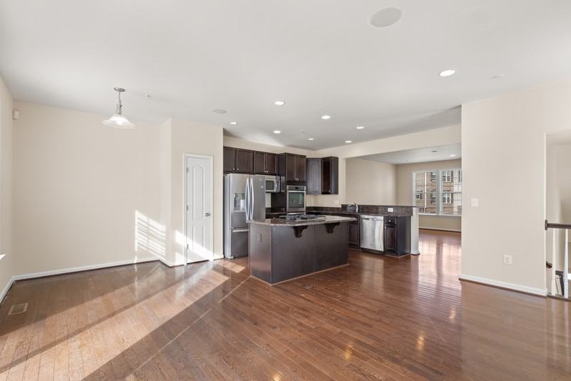 4921 Forest Pines Dr - Photo 5 of 23