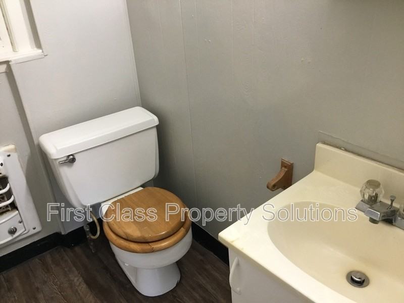 2215 Cashion Pl - Photo 6 of 13