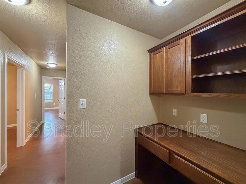 116A Andy Ln - Photo 7 of 16