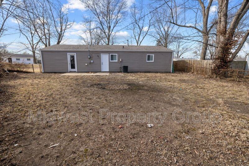 10 Juno Dr - Photo 2 of 24