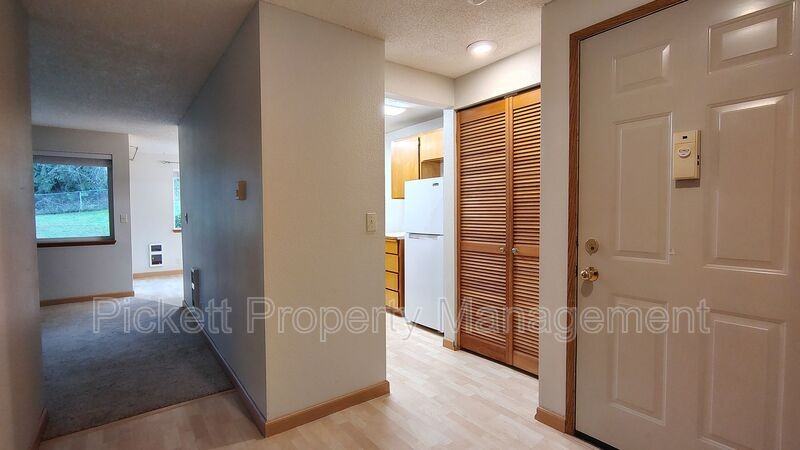 20026 Vikings Crest Loop Ne - Photo 2 of 13