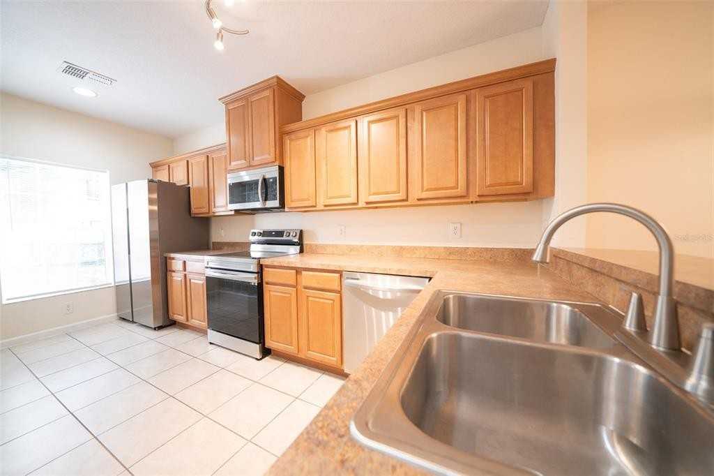 5808 Nature Terrace Cv #5808 - Photo 6 of 31