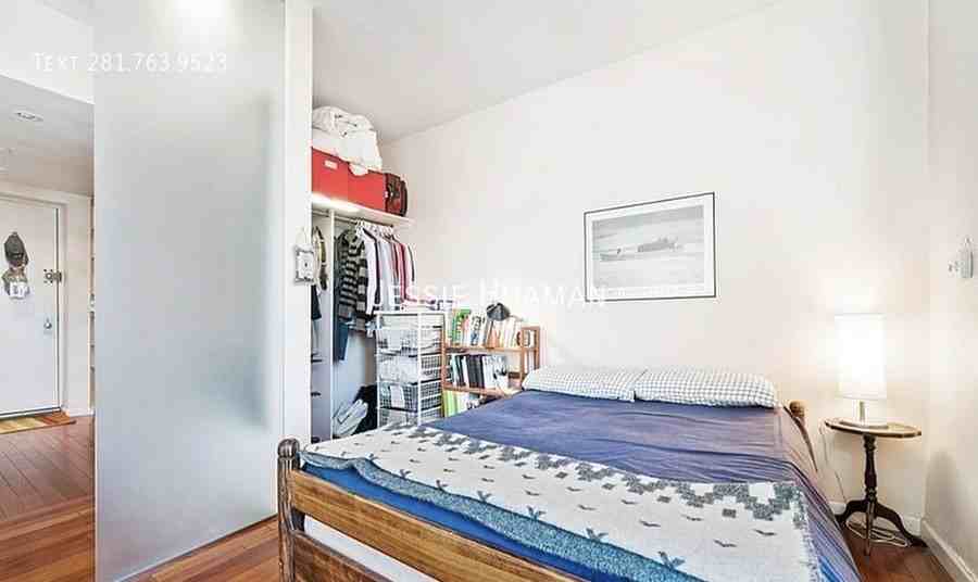 55 Poplar St #5 - Photo 3 of 6