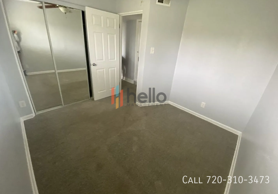 Manor 29 - Photo 7 of 17