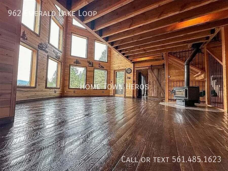 962 Emerald Lake Loop - Photo 7 of 19