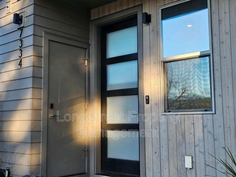 7334 N Curtis Ave - Photo 3 of 26