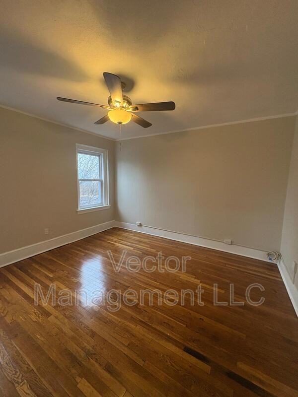 173 Elm St - Photo 5 of 10