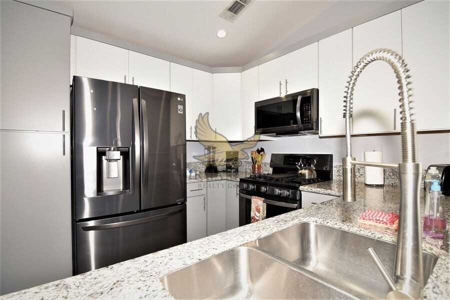 5415 W Harmon Ave #2137