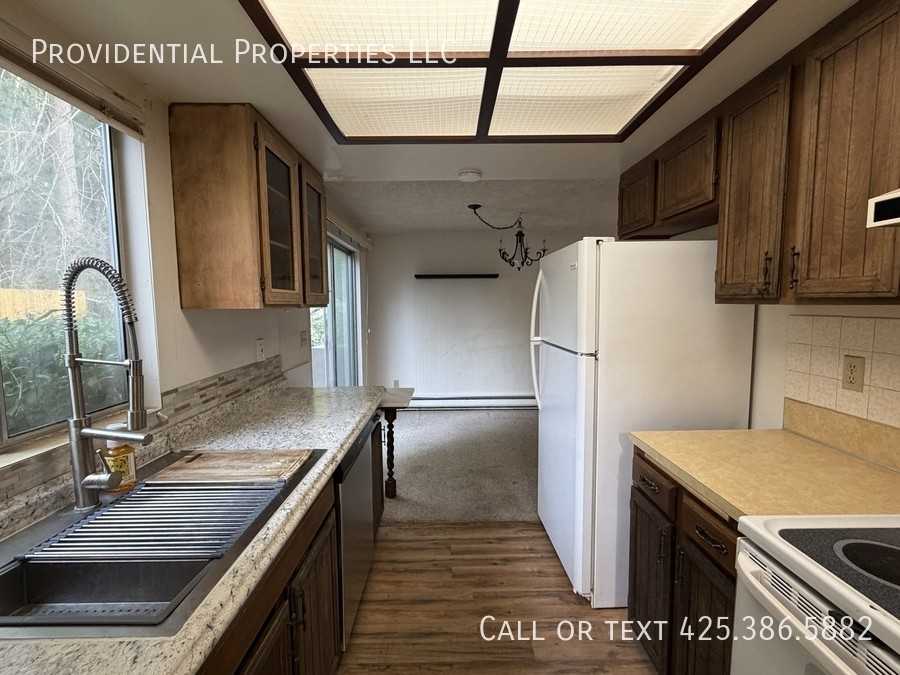 6303 194th St Sw - Photo 5 of 17