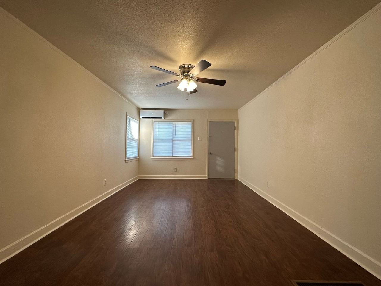 3404 Blackburn St - Photo 3 of 14