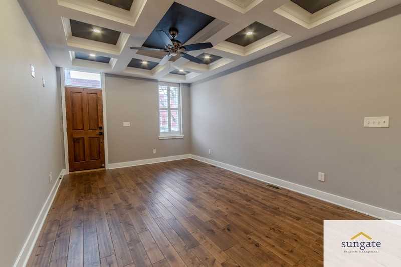 1125 S Clinton St - Photo 6 of 45