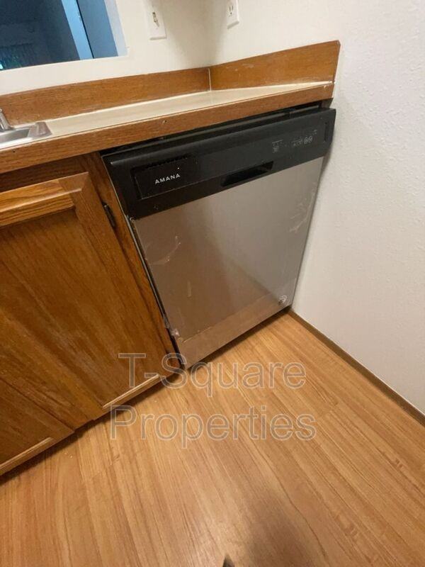 225 164th St Se #102 - Photo 5 of 22