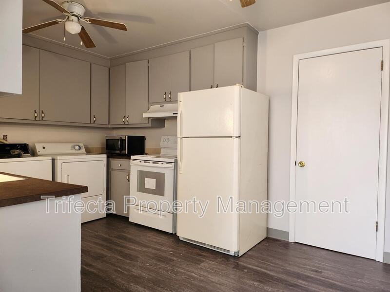 2739 Leisure Dr - Photo 7 of 20