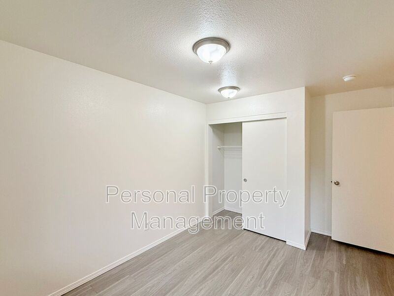 3412 Ne 66th Ave #A08 - Photo 7 of 17