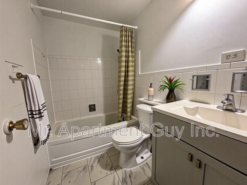 37 Wellington St S - Photo 2 of 7