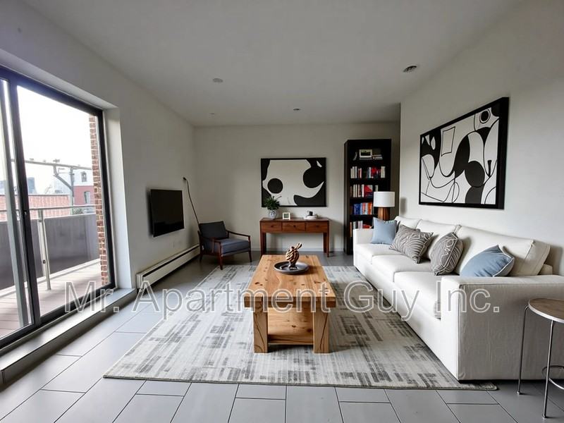 37 Wellington St S - Photo 5 of 7