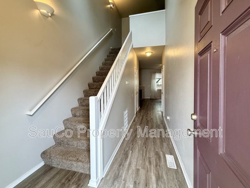 4258 Se Maya Ct - Photo 3 of 18