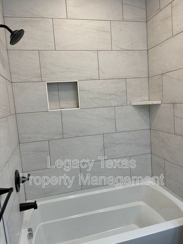 2319 Crb - Photo 3 of 16