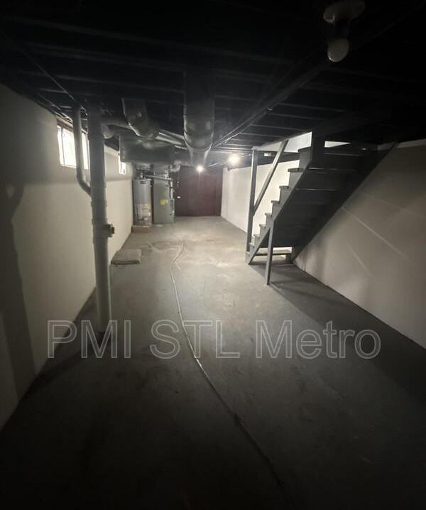 4952 Oleatha Ave #4956 - Photo 5 of 5