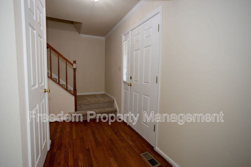 8768 Tomislav St - Photo 2 of 50