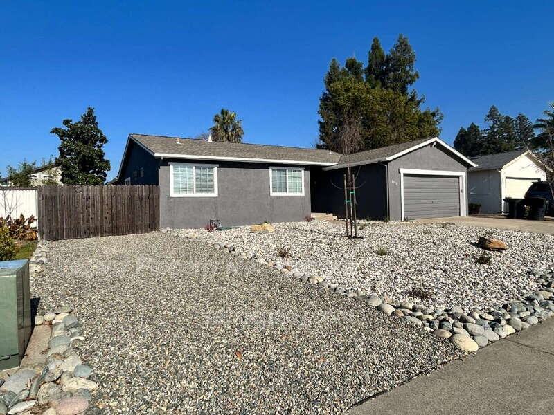 2213 N Cirby Way - Photo 2 of 34