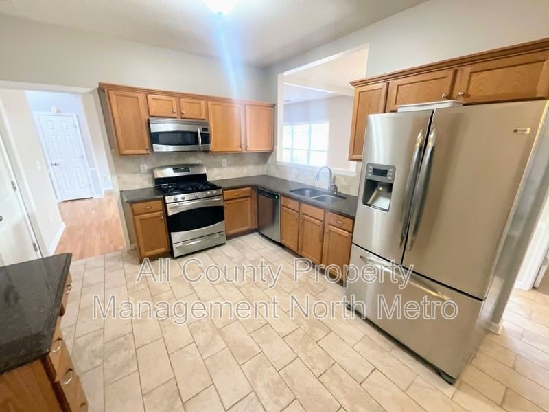 5990 Barrington Ln - Photo 7 of 24