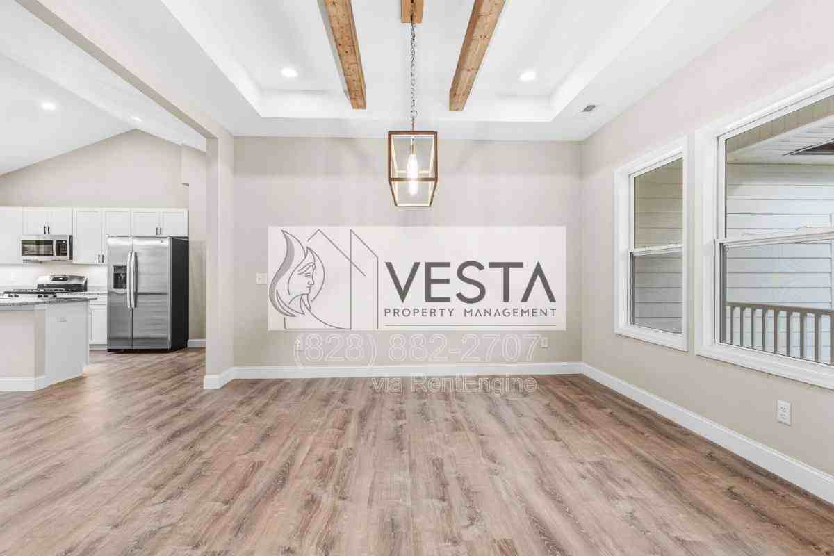 25 Amys Way - Photo 2 of 10