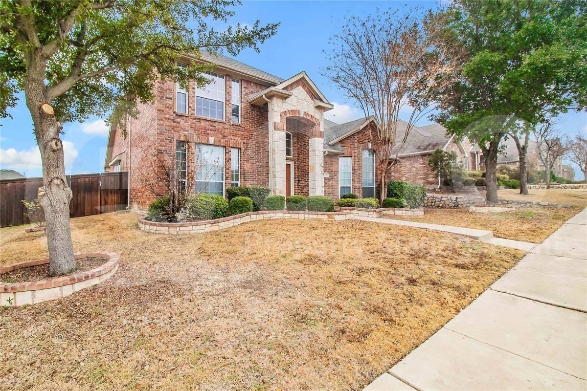 1402 Peaceway Dr - Photo 2 of 10