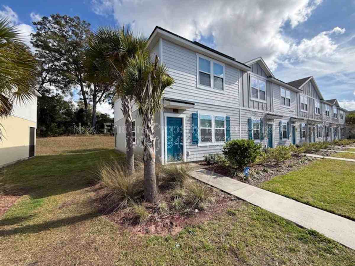 877 Gate Run Rd - Photo 3 of 10