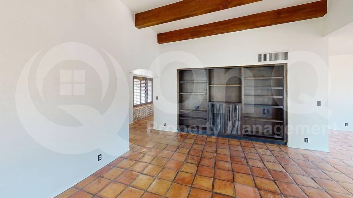 4851 N Via Sonrisa - Photo 5 of 10