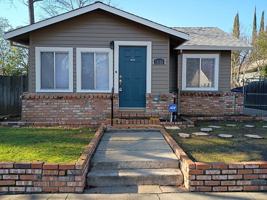 featured image of 1856 51st St